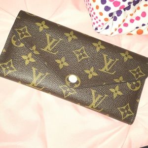Authentic Louis Vuitton Josephine Wallet